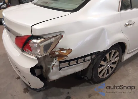 2011 Toyota Avalon Limited из США, поврежденный, VIN 4T1BK3DB8BU429913